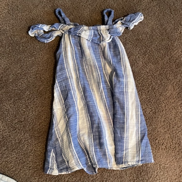 Lot of Four size 4t Dreses and Rompers (lemons flowers) - Picture 3 of 5